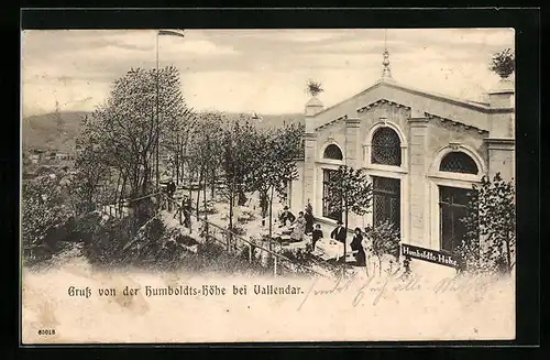 AK Vallendar, Gasthaus Humboldts-Höhe mit Gästen auf der Terrasse und Blick auf den Ort