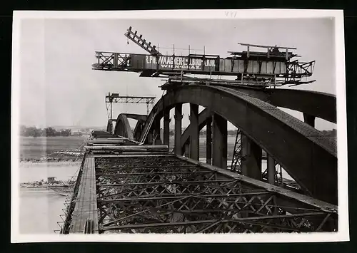 Fotografie Ansicht Wien-Floridsdorf, Brückenbau Kaiser Franz Joseph Brücke, Kranumbau, Kranausleger wird verlängert