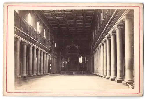 Fotografie unbekannter Fotograf, Ansicht Rom, Blick in das Innere der Basilika S. Maria Maggiore
