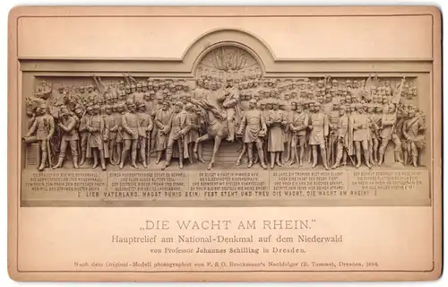 Fotografie F. & O. Brockmann, Dresden, Ansicht Rüdesheim, Relief Die Wacht am Rhein Niederwalddenkmal, 1870er Krieg