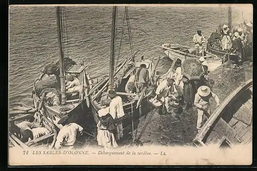 AK Les Sables D`Olonne, Debarquement de la sardine