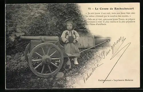 AK Rochechouart, Le canon, Puppe sitzt auf einer Kanone