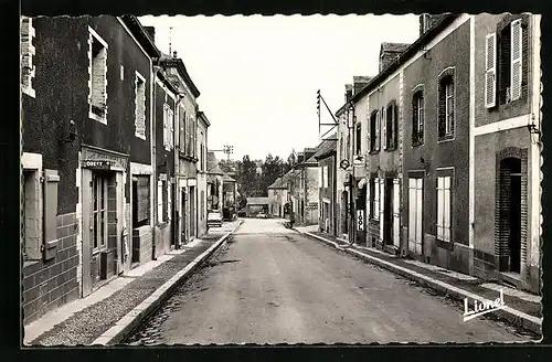 AK Nuille-sur-Vicoin, Rue Principale, Strassenpartie