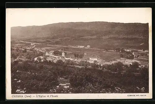 AK Cressia, L`Eglise et l`Ecole