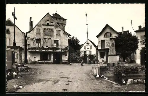 AK Ste-Croix, L`entrée du village, Emplacement de l`ancien pont levis