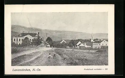 AK Lanzenkirchen, Blick ins Dorf von einer Landstrasse aus