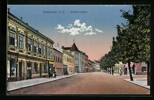 AK Amstetten, Wienerstrasse mit Geschäften