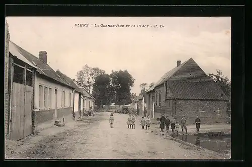 AK Flers, La Grande Rue et la Place