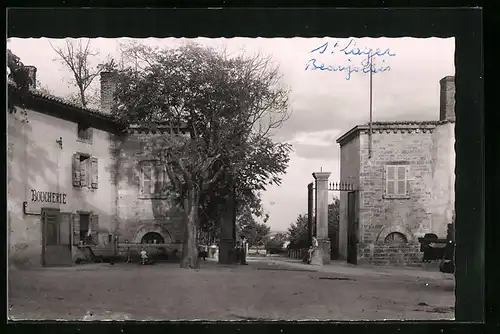 AK Saint-Lager, Entree du vieux Chateau