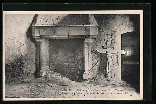 AK Chatillon-d`Azergues, Vieux Chateau, Salle de Justice, Intérieur des Ruines