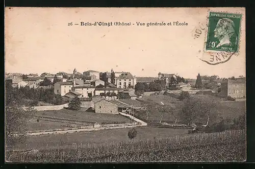 AK Le Bois-d`Oingt, Vue générale et l`Ecole