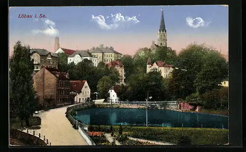 AK Löbau i. Sa., Ortspartie mit Kirche