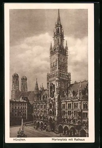 AK München, Marienplatz mit Rathaus