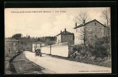 AK Poule-les-Ècharmeaux, Les Villas