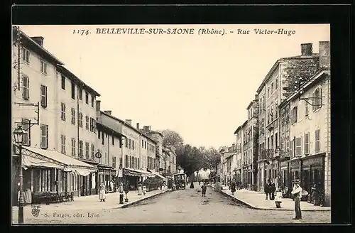 AK Belleville-sur-Saone, Rue Victor-Hugo
