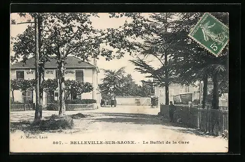 AK Belleville-sur-Saone, Le Buffet de la Gare