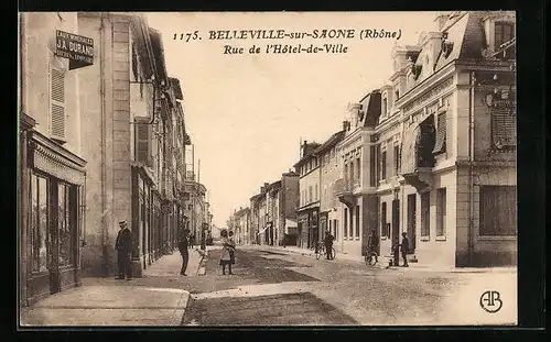 AK Belleville-sur-Saone, Rue de l`Hotel-de-Ville