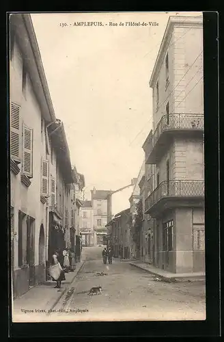 AK Amplepuis, Rue de l`Hotel-de-Ville