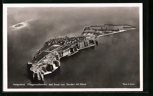 AK Helgoland, Fliegeraufnahme der Insel von Norden mit Düne