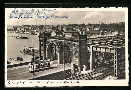 AK Ludwigshafen - Mannheim, Strassenbahn auf der Rheinbrücke