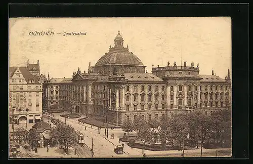 AK München, Strassenbahn am Justizpalast