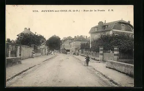 AK Aubers-sur-Oise, Rue de la Poste, Strassenpartie