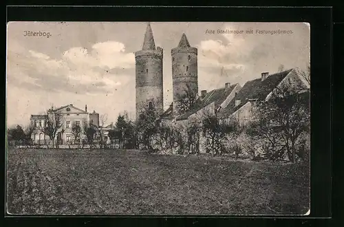 AK Jüterbog, alte Stadtmauer mit Festungstürmen