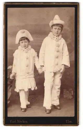 Fotografie Karl Meckes, Ulm, zwei Geschwister als Clowns verkleidet zum Fasching