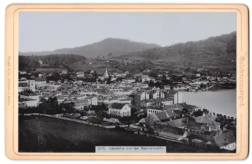 Fotografie Stengel & Co., Dresden, Ansicht Gmunden, Blick auf die Stadt von der Marienwarthe aus gesehen