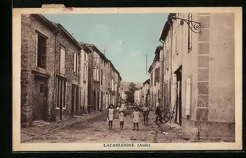 AK Lacassaigne, Une Rue
