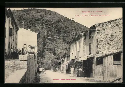 AK Axat, Entrée de la Ville