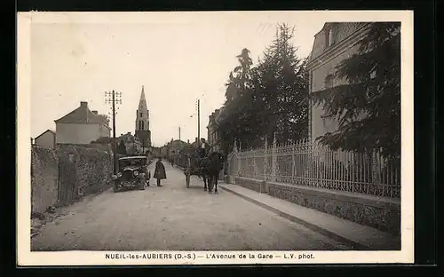 AK Nueil-les-Aubiers, L`Avenue de la Gare