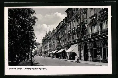 AK Riesa /Elbe, Platz mit Geschäften