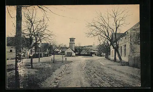 AK Biehla b. Elsterwerda, Breitestrasse mit Aussichtsturm