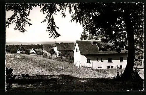 AK Neusatz über Neuenbürg /Württ., Ortsblick vom Ortsrand aus