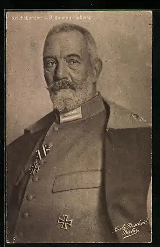AK Reichskanzler von Bethmann Hollweg in Uniform mit Eisernem Kreuz