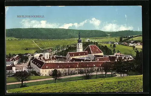 AK Heiligenkreuz, Ortsansicht mit Feldern aus der Vogelschau