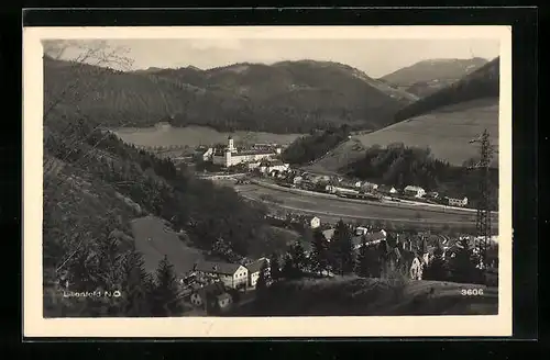 AK Lilienfeld, Ortsansicht mit Bahnhof aus der Vogelschau