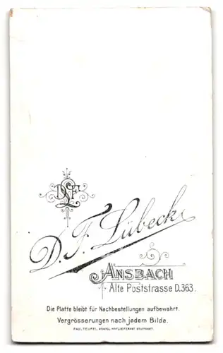 Fotografie D. F. Lübeck, Ansbach, Alte Poststrasse D. 363, Junge Dame im modischen Kleid