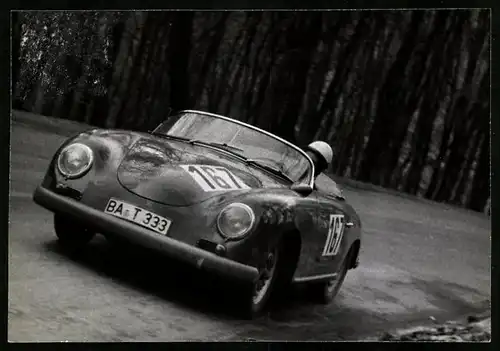 Fotografie Seufert, Waiblingen, Ansicht Eberbach, Auto Porsche 356 Roadster - Cabrio, Rennwagen beim Bergrennen 1963