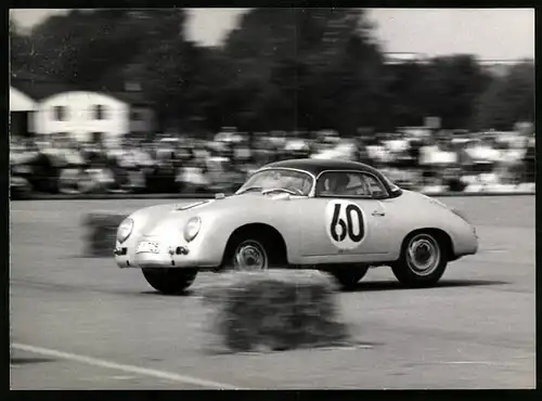 Fotografie Seufert, Waiblingen, Ansicht Neubiberg, Auto Porsche 356 GT Roadster, Rennwagen Startnummer 60