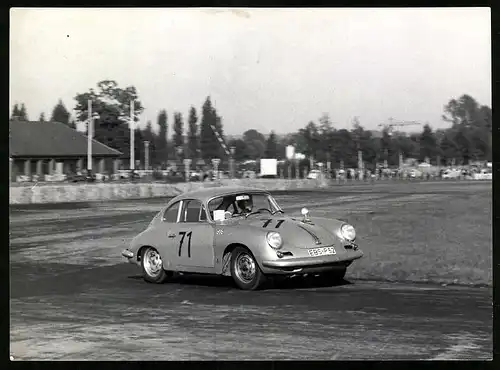 Fotografie Seufert, Waiblingen, Ansicht Achum, Auto Porsche 356 B, Rennwagen Startnummer 71 im Rennen 1963