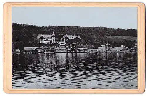 Fotografie Stengel & Co., Dresden, Ansicht Krumpendorf, Blick vom Wörthersee auf die Militärschwimmschule