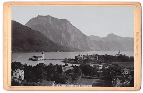 Fotografie Stengel & Co., Dresden, Ansicht Gmunden, Blick über den Ort zum Schloss Ort