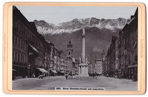 Fotografie Stengel & Co., Dresden, Ansicht Innsbruck, Blick in die Maria Theresienstrasse mit der Anna-Säule