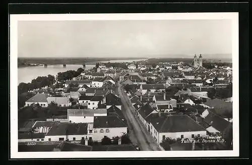 AK Tulln a. d. Donau, Teilansicht mit Strassenpartie