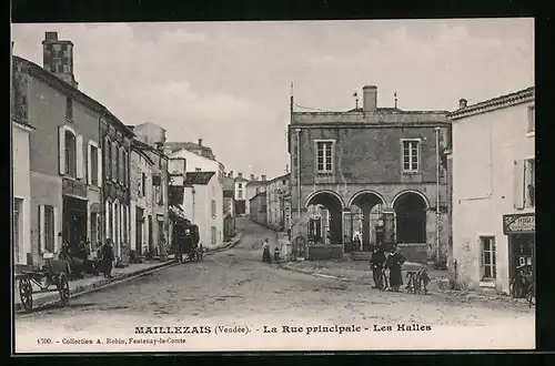 AK Maillezais, La Rue principale, Les Halles