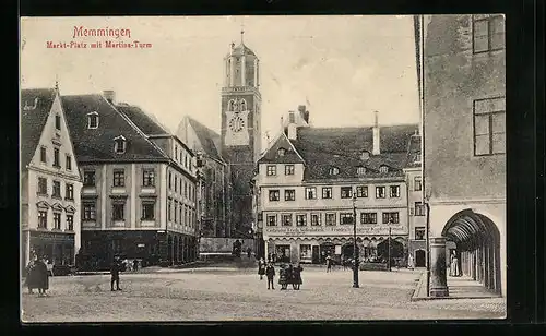 AK Memmingen, Markt-Platz mit Martins-Turm