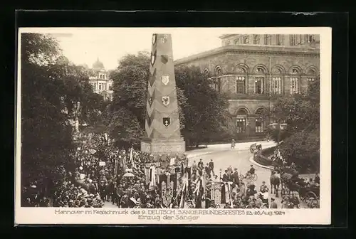 AK Hannover, Festschmuck des 9. Deutsch-Sängerbundesfest 1924, Einzug der Sänger