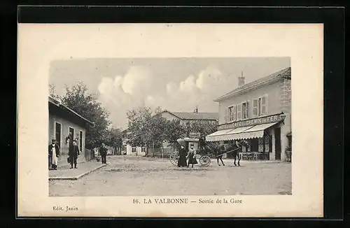 AK La Valbonne, Sortie de la Gare